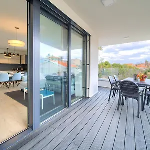 https://apartments-perle.primorje-gorskikotar.com